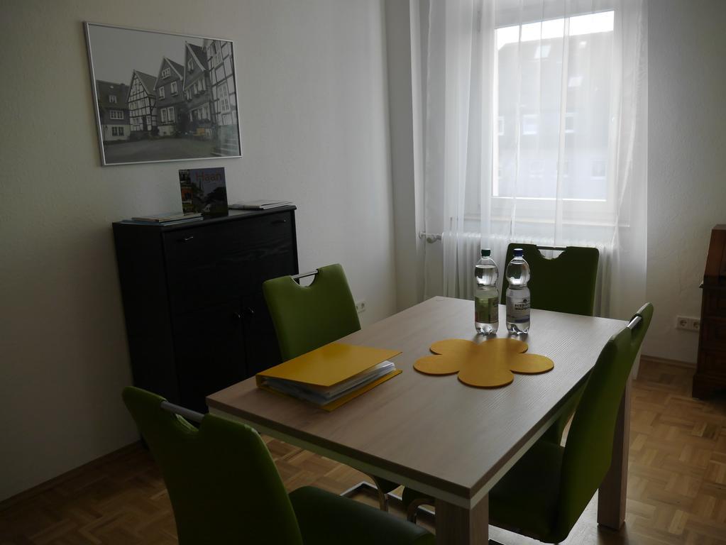 Schoene Ferien Und Messewohnung Naehe Duesseldorf Und Koeln Haan Buitenkant foto